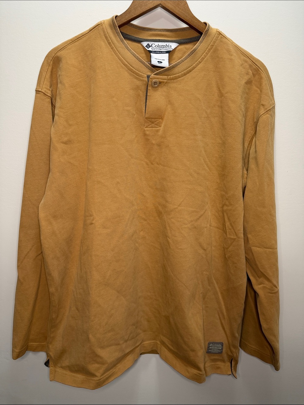 Columbia Men's Long-Sleeve Henley Shirt - Caramel Size L 29.5x24